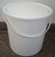 PLASTIC CAN 2.5 L INCLUDING PRESSING CAP